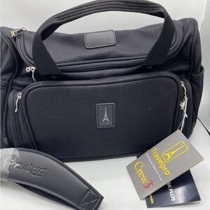 Travelpro Crew Bag C3 Black Carry On Deluxe Tote  Boarding Bag Shoulder Strap